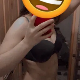 Mommy sexy video 💋👄🫦🫦👙👙👙