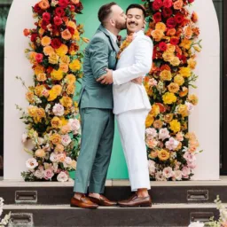 Somente homens gays ativos é passivos nenhuma mulheres proibidos meus amores