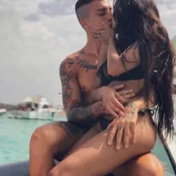 Eu e vc fazemos sexo gostoso 😋