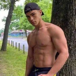Jóvenes gay 2🍆🥛🍑🔥