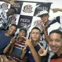 Tropa da índia Piranha⁷7⁷
