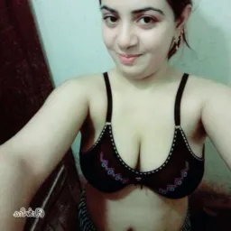 *_HOT GIRL LEAK_*🥵💋