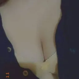 Only Lahore lady