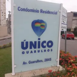 Único AV