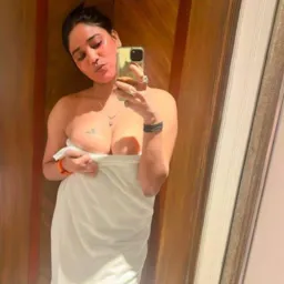 بابا جی وڈے وڈے ممے 🥵🥵🔥💋