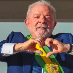 Chupa que a cana é doce