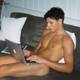 Gay 🔞