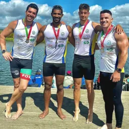 PUNHETAS SECRETAS ENTRE MACHOS
