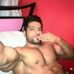 Hot Videos & pics
