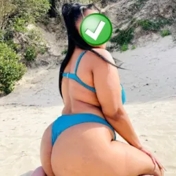 Kelly's Hookups + Porn