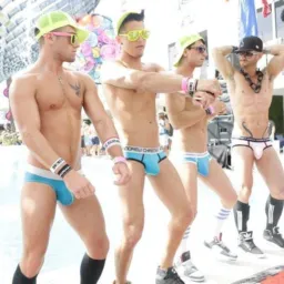 Rapazes de cueca ! 🩲👬🏻😍💘💎💎